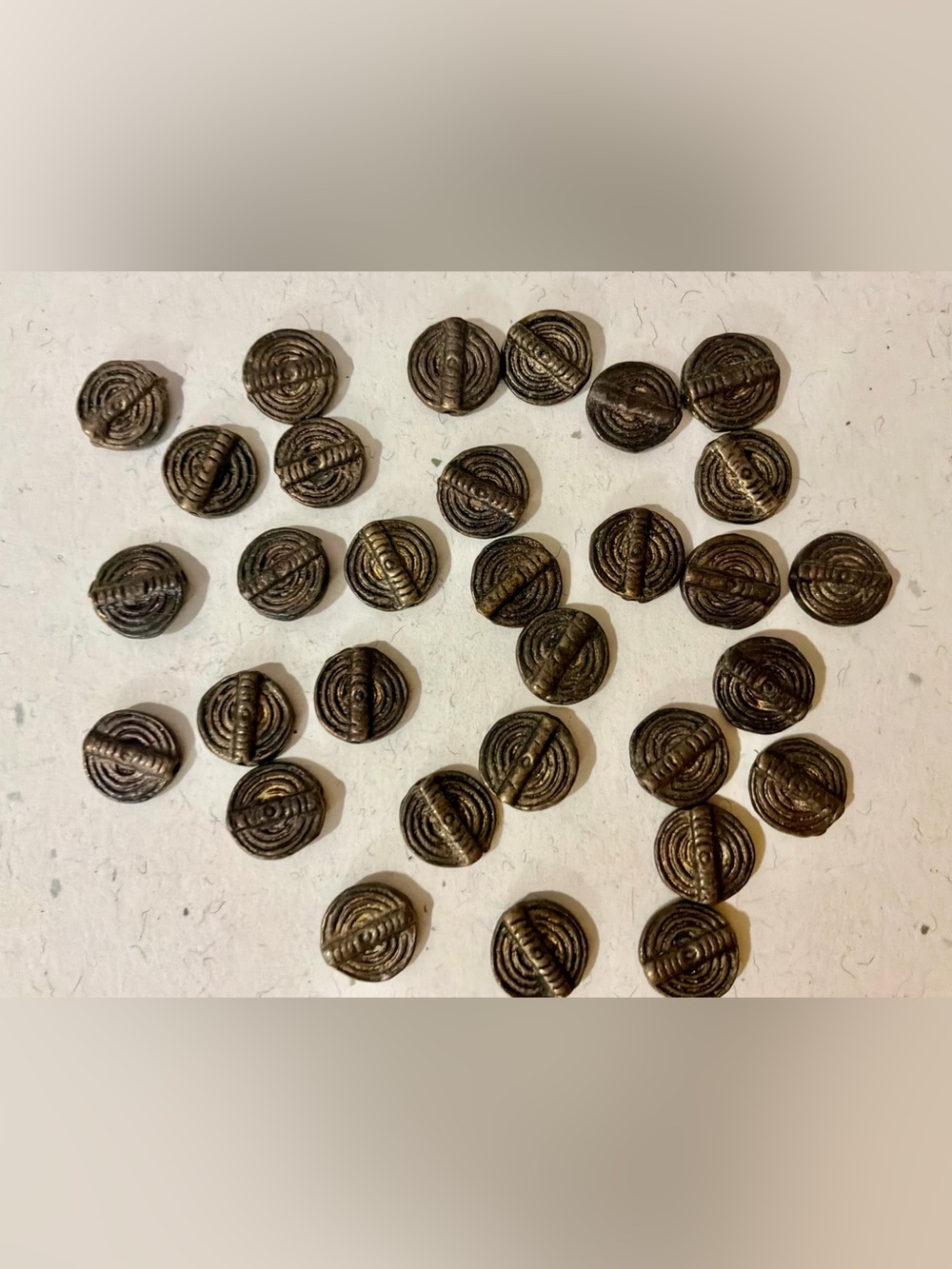 30 vintage ethnic metal beads